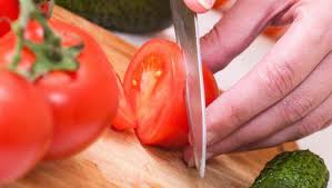 সবজি  কাটার আগে ধোবেন নাকি ধুয়ে কাটবেন?