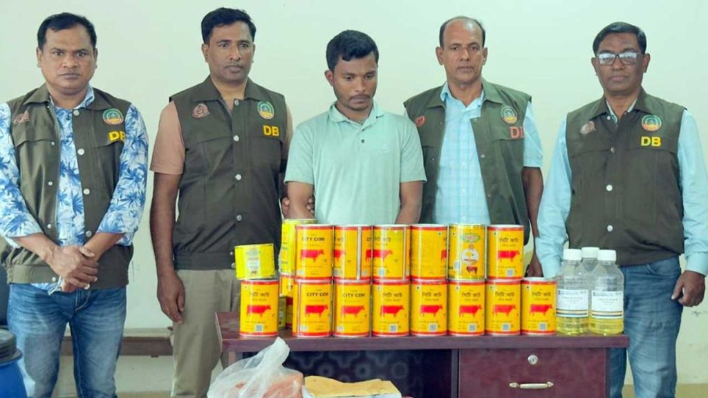 রংপুরে নকল ঘি কারখানায় অভিযান