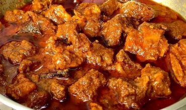 সিরাজগঞ্জের ঐতিহ্যবাহী “হারার মাংস”