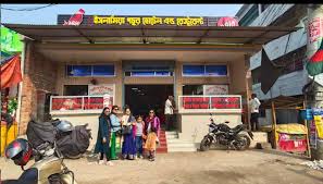 রসনা তৃপ্তিতে শতবর্ষের ঐতিহ্য: নাটোরের ‘ইসলামিয়া পচুর হোটেল’