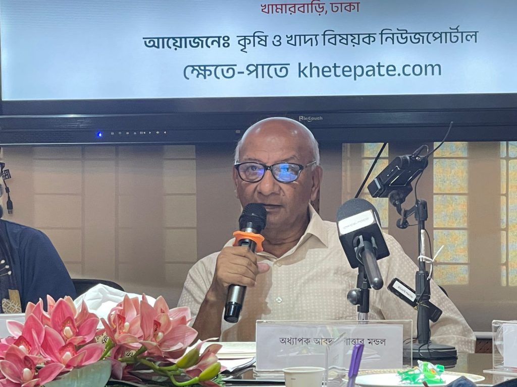 কৃষি নাকি কৃষক— কার উপকার হবে প্রণোদনায়, প্রশ্ন তুলেছেন অধ্যাপক সাত্তার মন্ডল