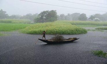 ভারী বর্ষণ ও বন্যার পূর্বাভাস: কৃষি আবহাওয়া পরামর্শ