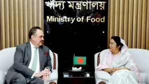 আমদানিকৃত খাদ্যশস্যের মান পরীক্ষা ও  সংরক্ষণে যুক্তরাষ্ট্রের সহায়তা চেয়েছেন খাদ্যমন্ত্রী